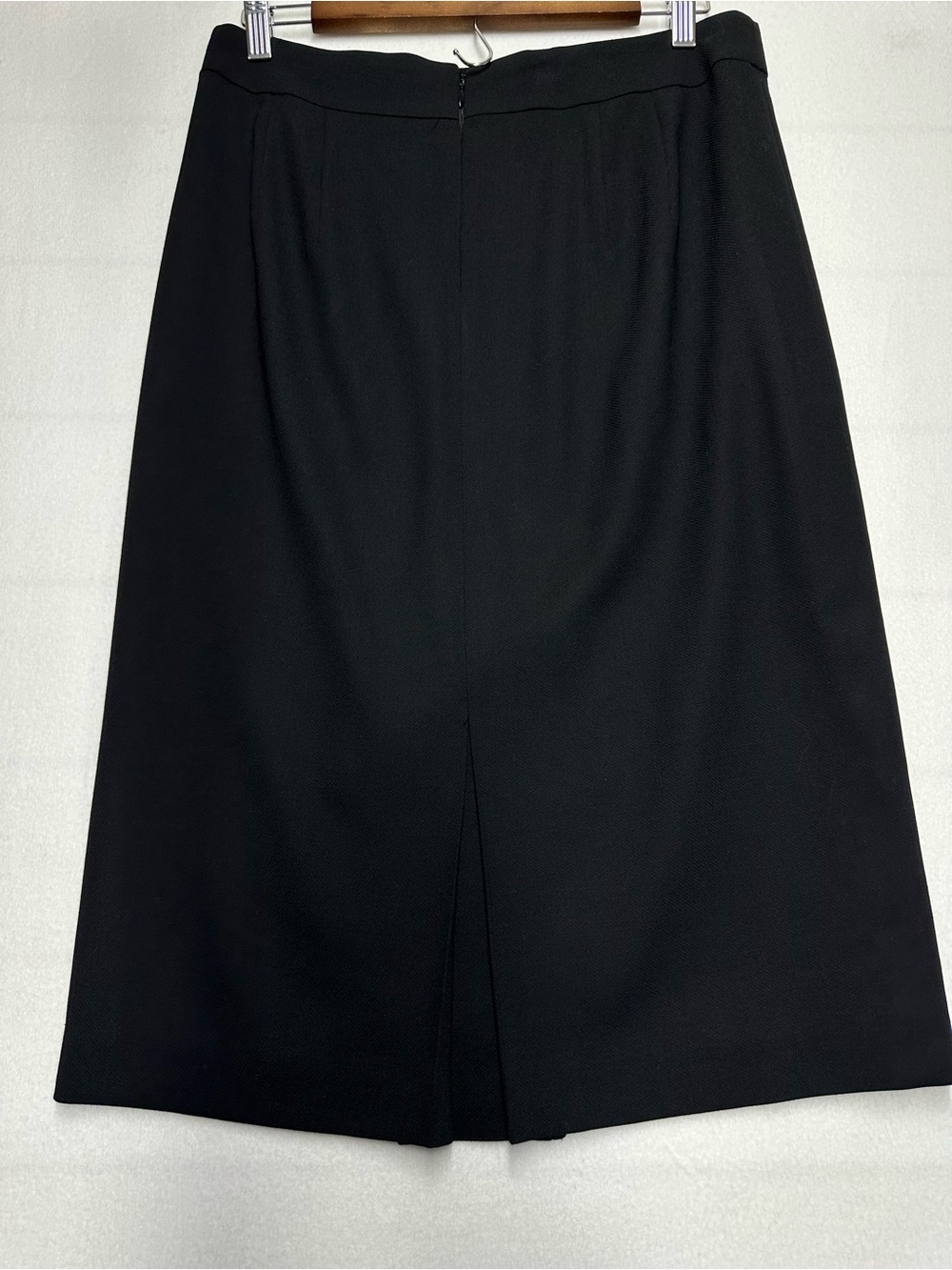 J.Crew 100% Wool Black A-Line Midi Skirt Women’s Size 10 Classic - Picture 2 of 7
